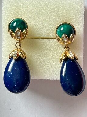 Perfect for summer! Gold-Tone Green and Navy Drop Earrings